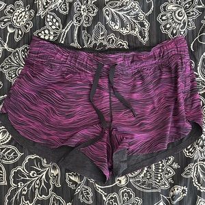 Lululemon reversible running shorts size 10
